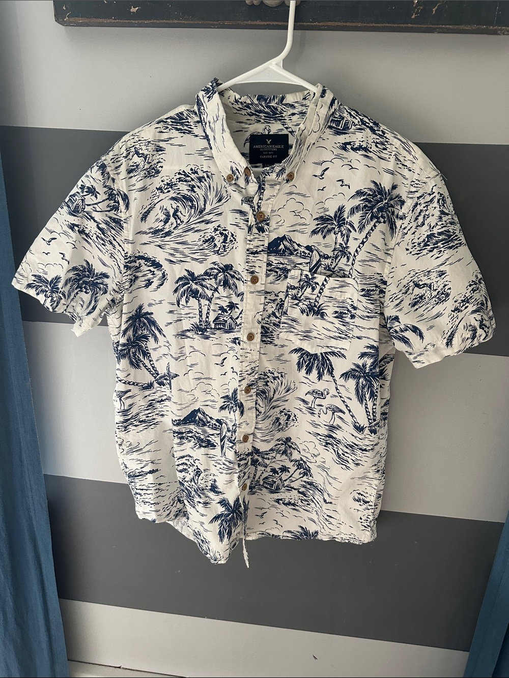 American Eagle Outfitters White Short-Sleeve Button-Up with Navy Tropical Print